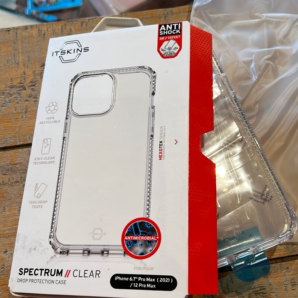 Itskins spectrum clear drop protection case